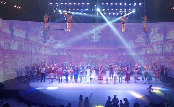 鑒別舞臺木地板品質(zhì)優(yōu)劣的招有哪些