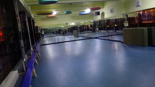 榆林市李濤藝術(shù)培訓中心舞蹈教室地膠鋪設案例