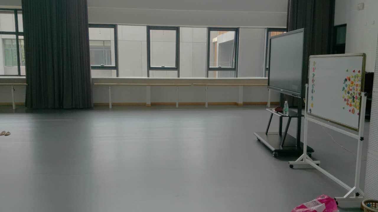 舞蹈地膠成功案例——北京育翔小學(xué)回龍觀分校