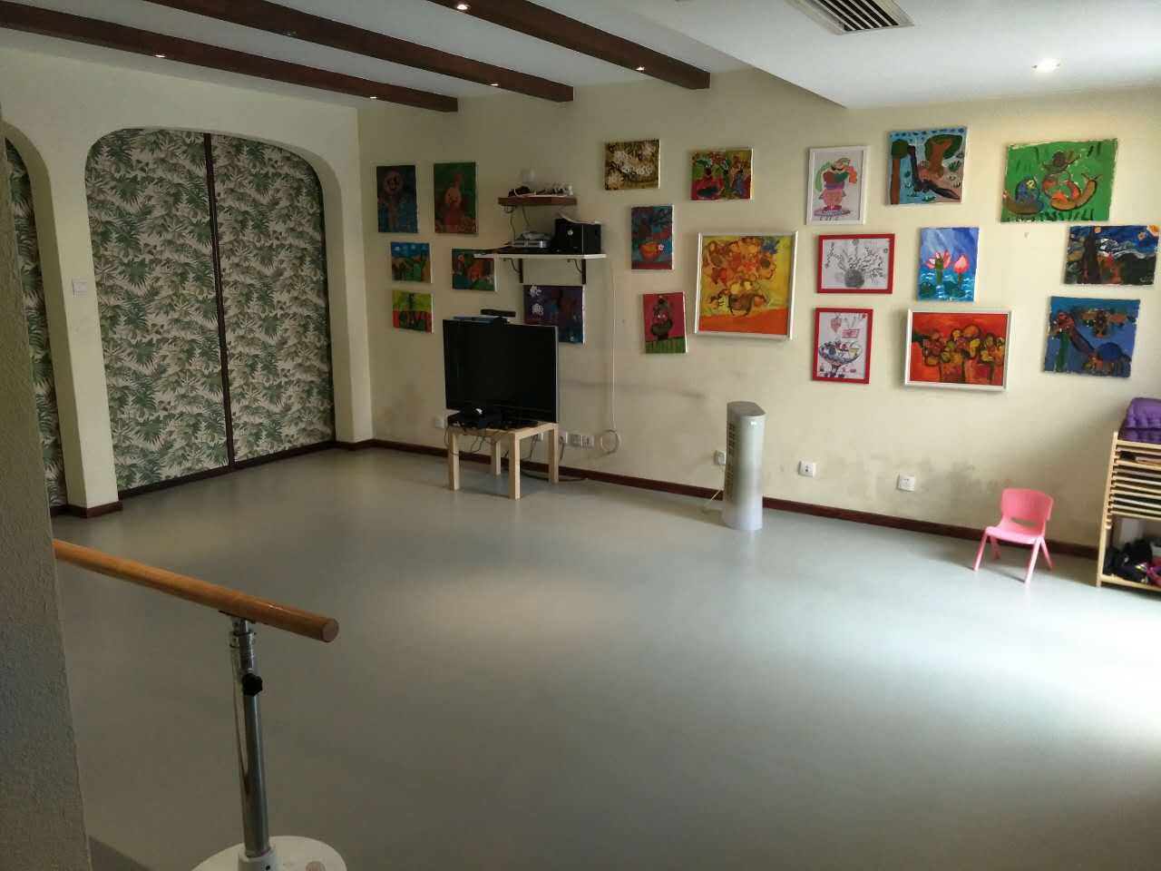 舞蹈地膠--北京朝陽高碑店中海安德魯斯莊園成功案例