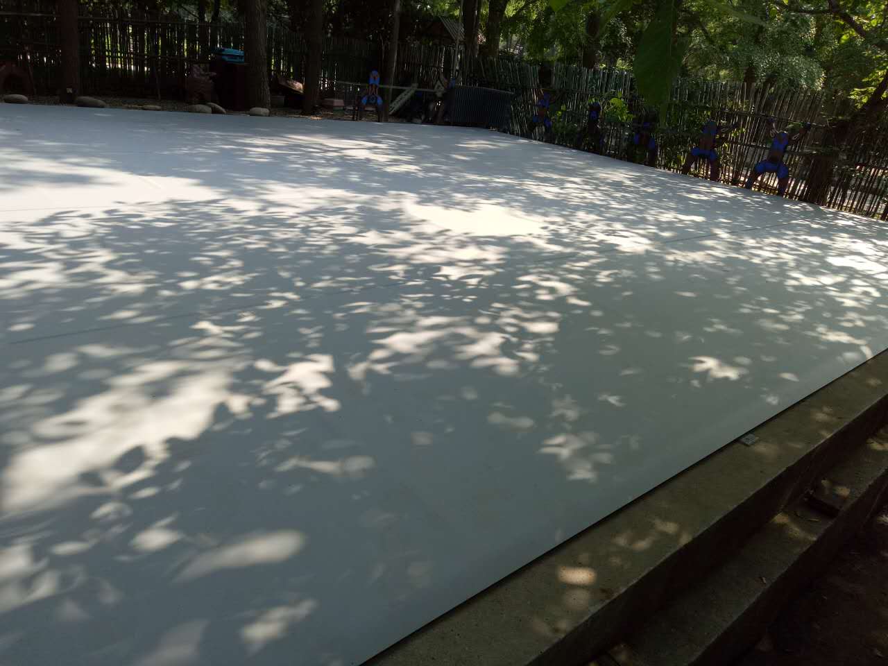 舞臺(tái)地膠--北京天幕舞林沙龍室外舞臺(tái)地膠成功案例