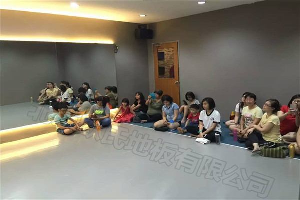 舞蹈地膠--延吉私人舞蹈培訓(xùn)中心鋪設(shè)案例