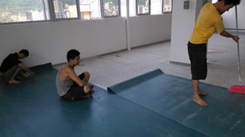 舞蹈地膠鋪設(shè)現(xiàn)場(chǎng) 舞蹈地膠鋪設(shè)現(xiàn)場(chǎng)