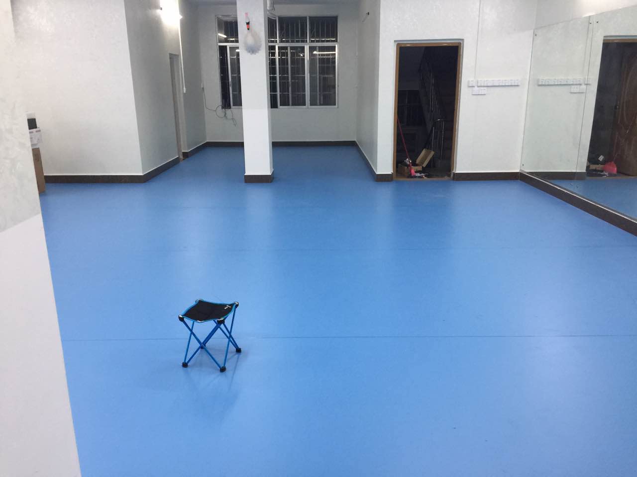 舞蹈地膠 舞蹈地膠